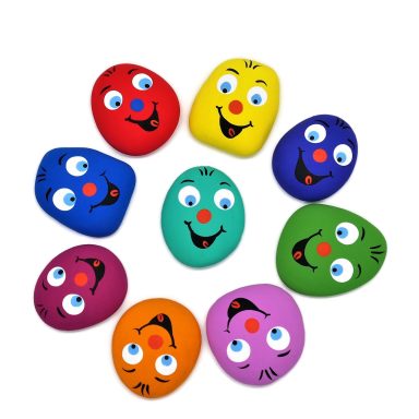 Bunte Schmunzelsteine in 9 verschiedenen Farben erhältlich.